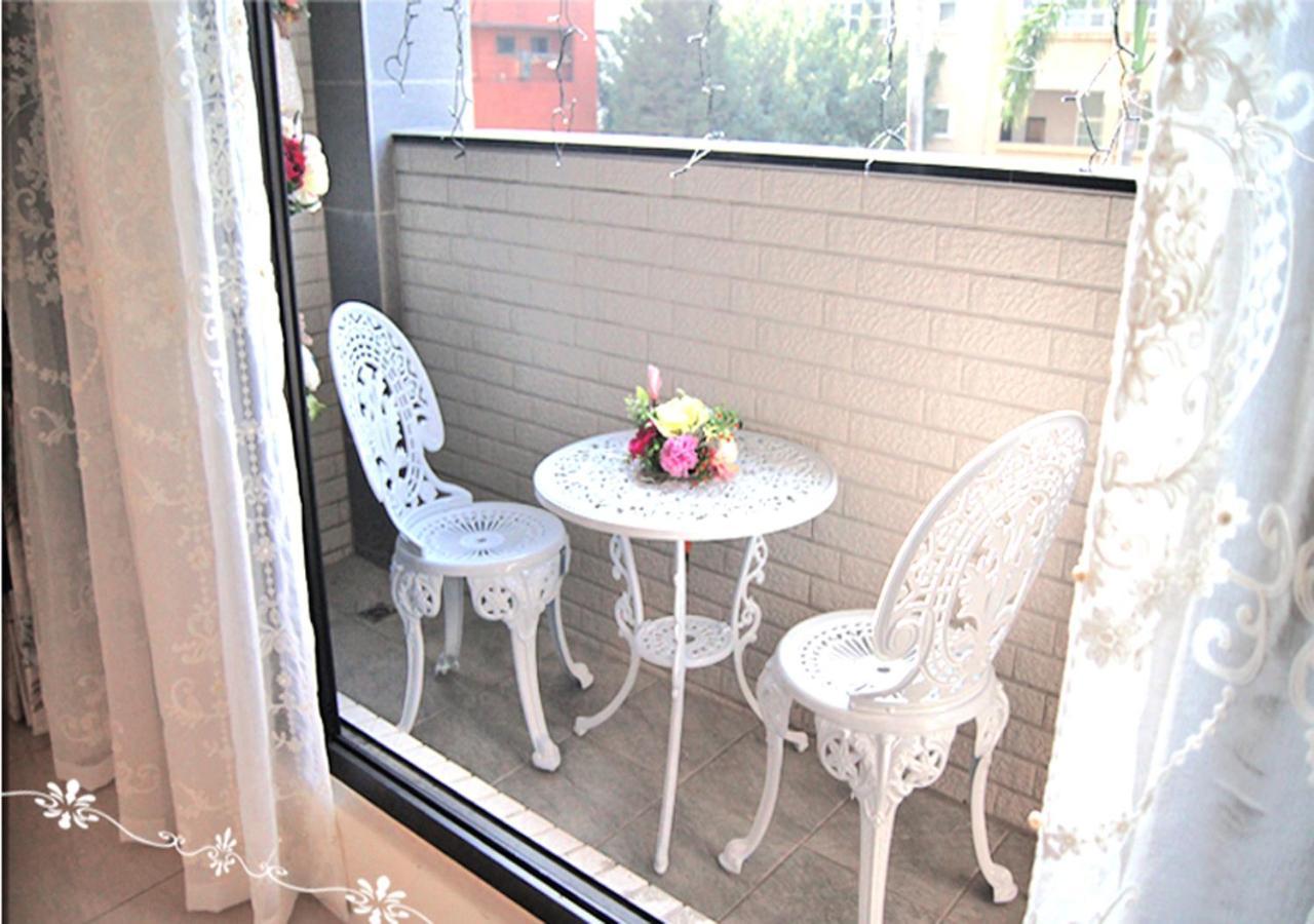 Forest Deer Black Tea Homestay Tainan Exterior foto